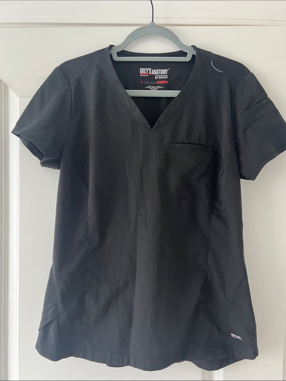 Grey's Anatomy Women’s  Black V-Neck Scrub Top